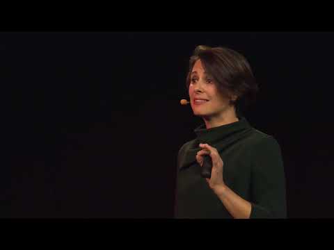 Slow online journalism: Good news from the greyzone | Alejandra Mahiques | TEDxDIT